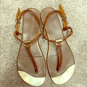 T strap sandals, brown/gold
